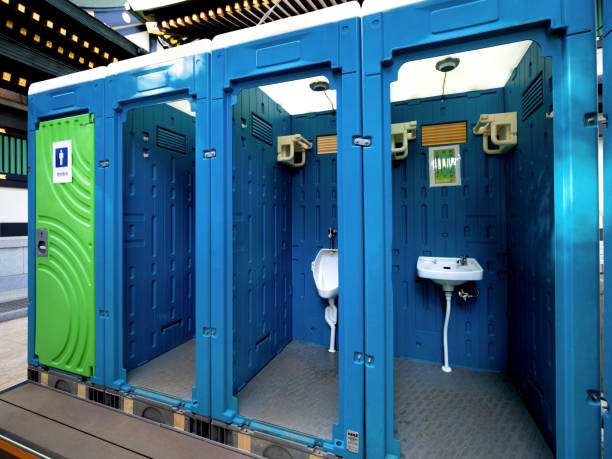 Best Portable restroom trailer rental  in Kelseyville, CA